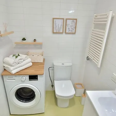 Estudio Centrico De Diseno Vigo